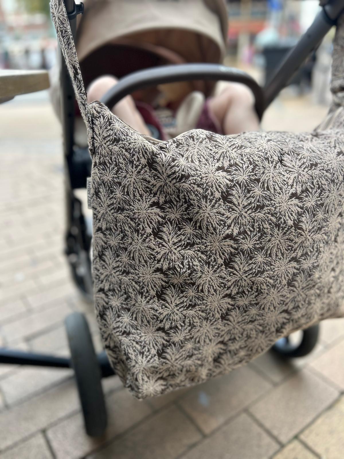 Mombag Palm