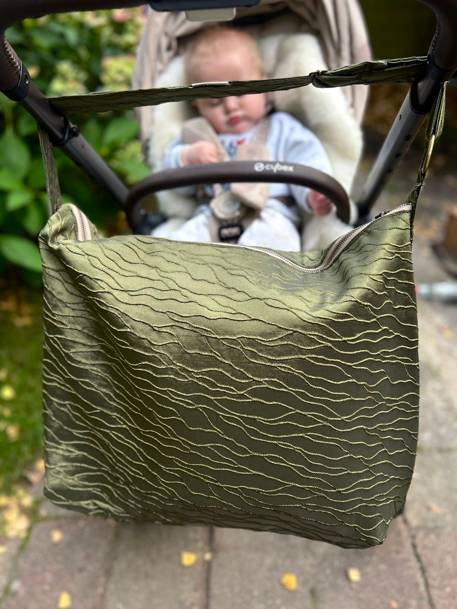 Mombag Olive Wave
