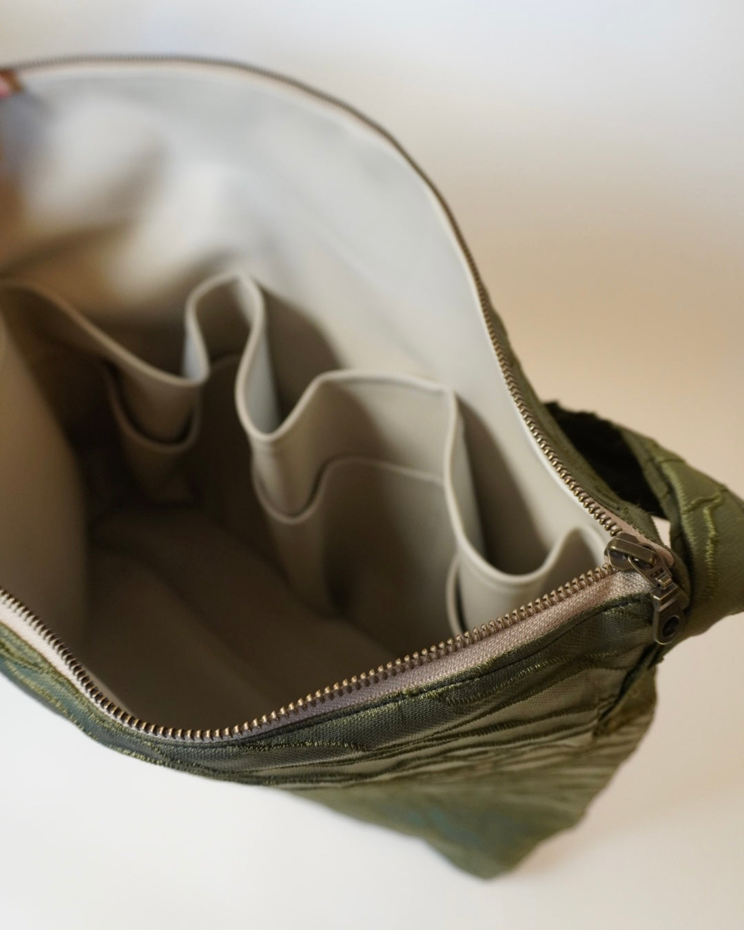Mombag Olive Wave