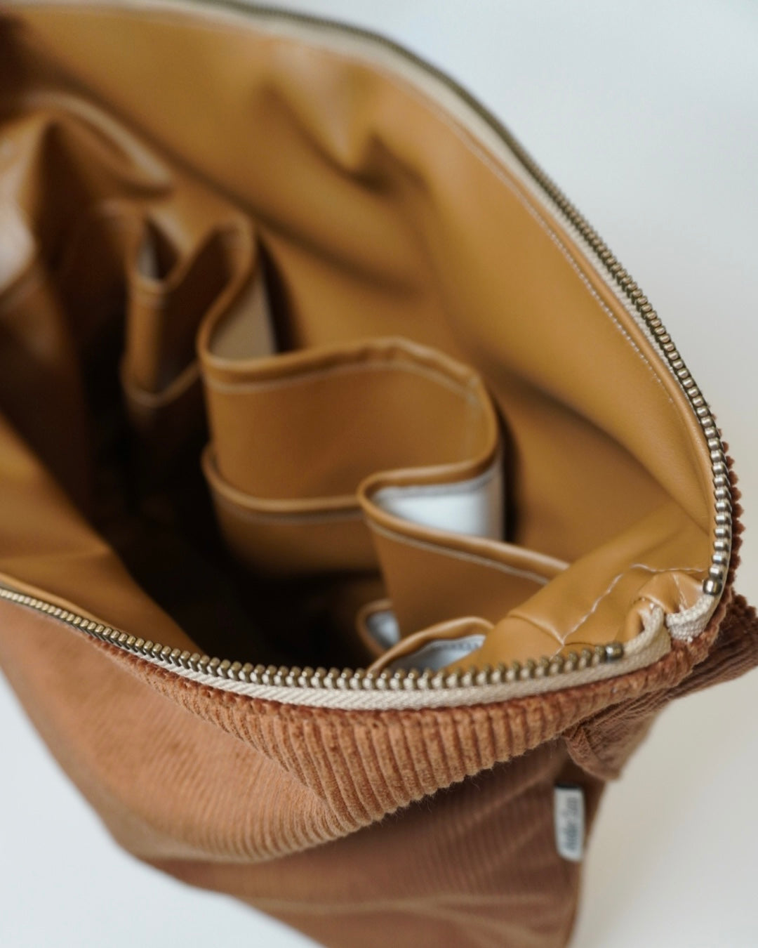 Mombag Brown Corduroy