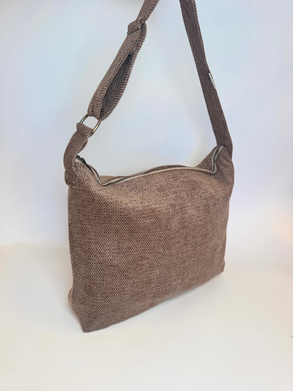 Mombag Brown
